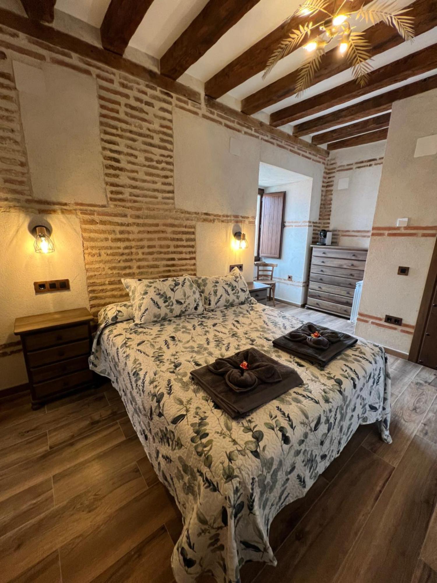 Casa Rural El Torreon Fontiveros Exteriör bild